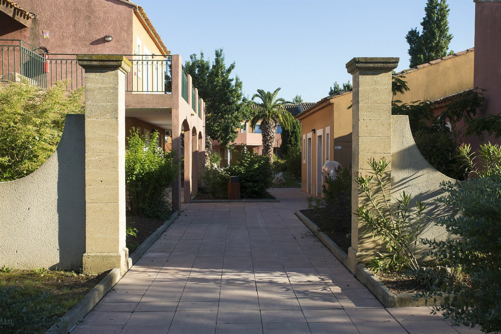 Sowell Residences Les Mazets Arles Eksteriør bilde